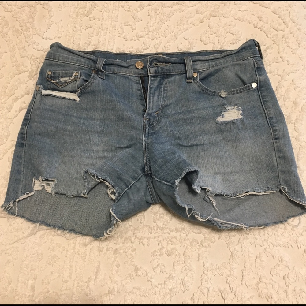 Levi Shorts